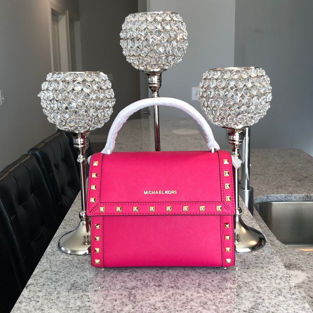 BNWT MICHAEL KORS MD STUDDED DILLON BAG
